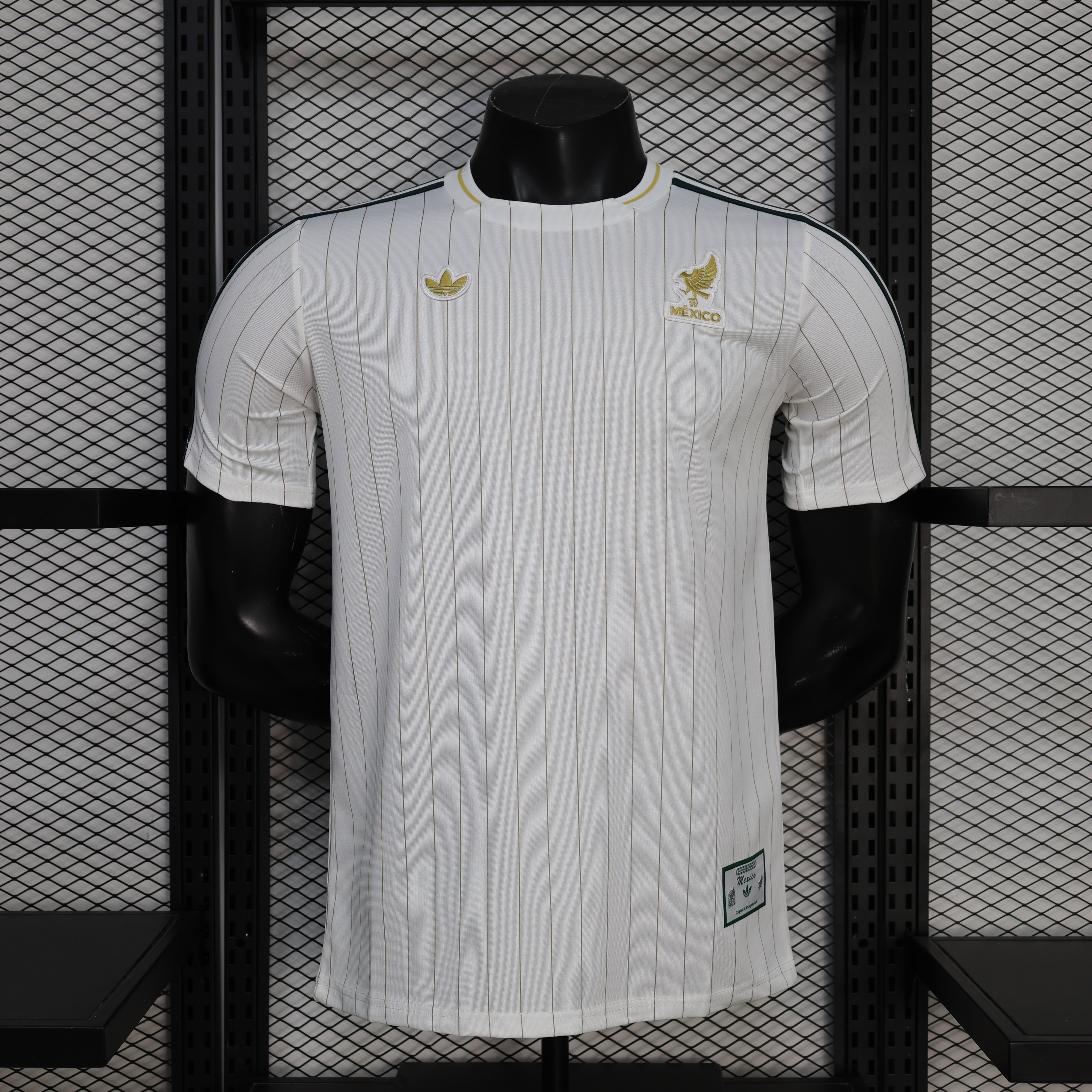 Jersey México blanco casual 2026 con detalles dorados